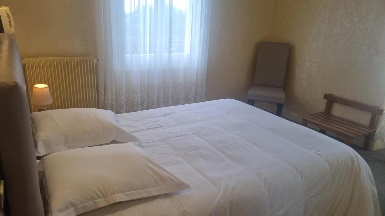 Logis Relais Des Monedieres Seilhac Екстериор снимка